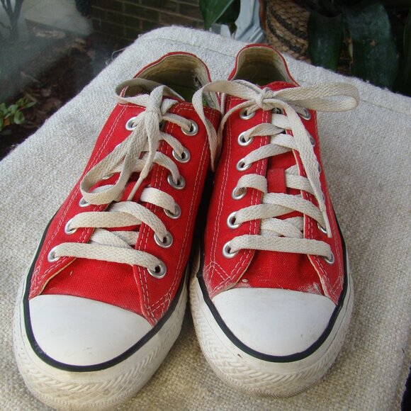 Converse Shoes - Converse All star red canvas low top sneakers, Size W 7 - Mens 5